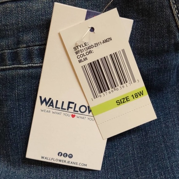 Wallflower Denim Button Front Skirt Juniors 18W - Picture 10 of 11